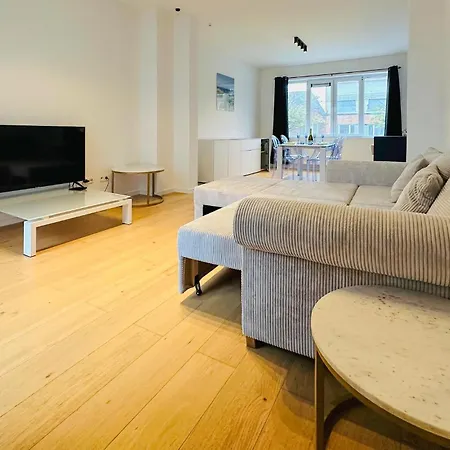 1 Bedroom In * Ostend